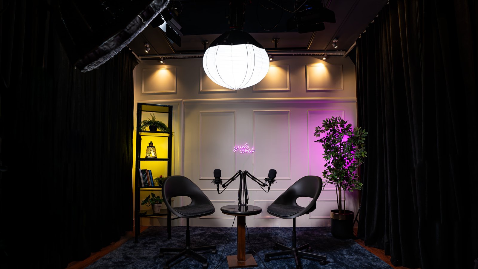 The Podcast Equipment Checklist Every Beginner Needs